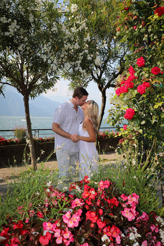 Elegant proposal photo in Bellagio overlooking Lake Como