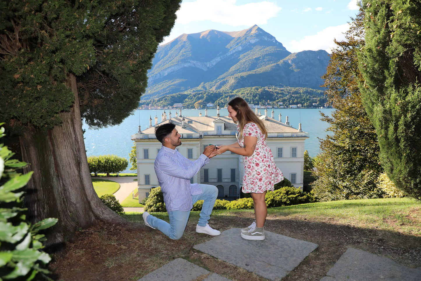Nadia Fraqair photographing a proposal in Bellagio